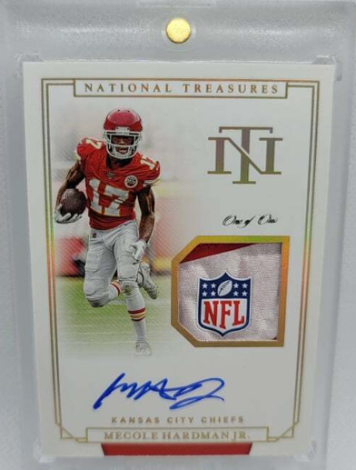 2019 National Treasures Mecole Hardman Jr. RC Chiefs Patch Auto NFL Shield 1/1