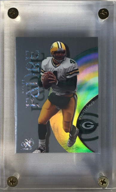 1999 SkyBox E-X Century Brett Favre Essential Credentials Rookie Card